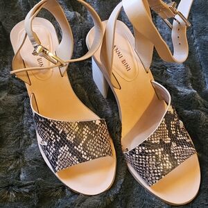 Gianni Bini Women's Snakeskin Heels - Black and Cream